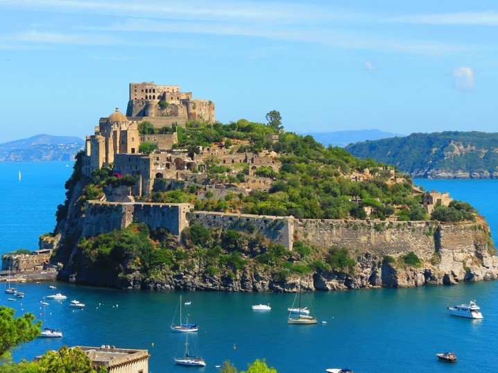 Excursions from Sorrento - Visit Sorrento - excursion in italy - Excursions from Aminta  - ischia visit - excursion ischia